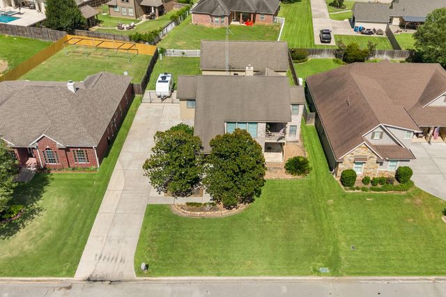 12604 Pegasus Drive, Willis, TX 77318