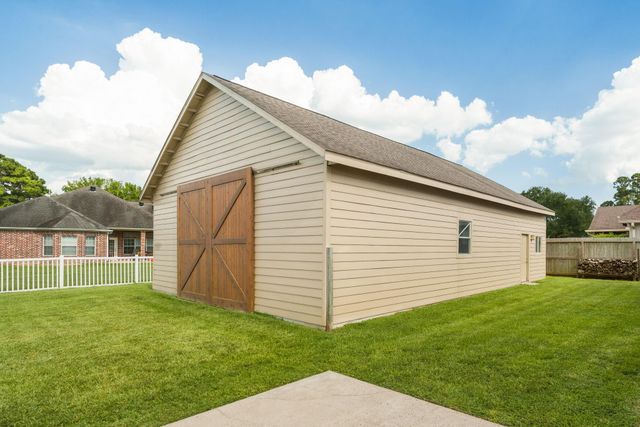 12604 Pegasus Drive, Willis, TX 77318