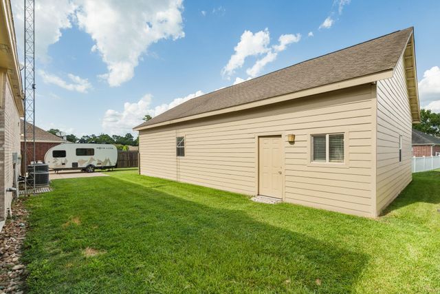 12604 Pegasus Drive, Willis, TX 77318