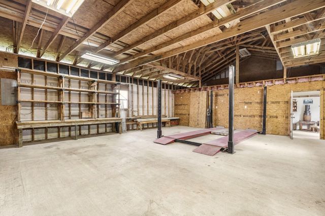 12604 Pegasus Drive, Willis, TX 77318