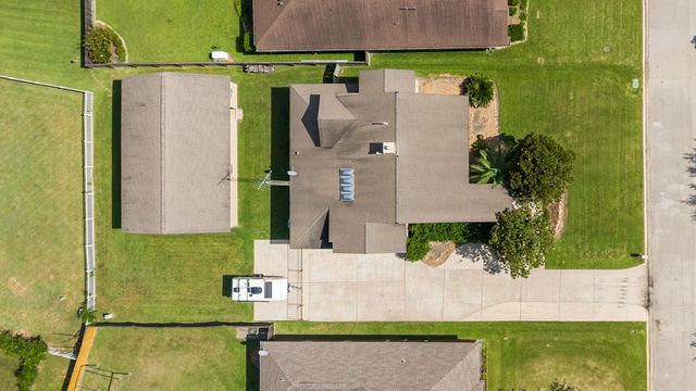 12604 Pegasus Drive, Willis, TX 77318
