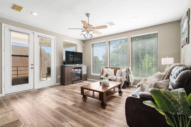 12604 Pegasus Drive, Willis, TX 77318