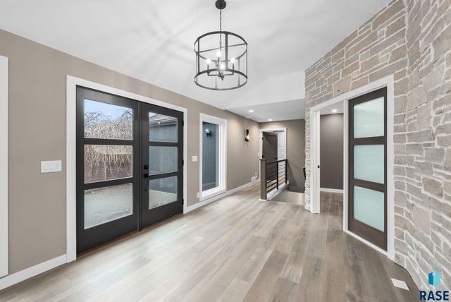 1200 E Tomar Rd Road, Sioux Falls, SD 57105