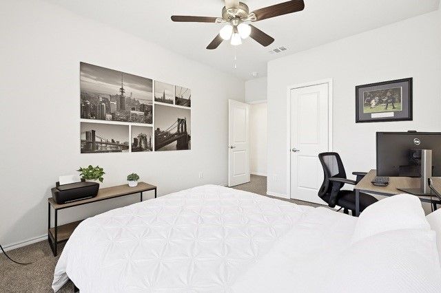 11216 Ponderosa Trail, Aubrey, TX 76227