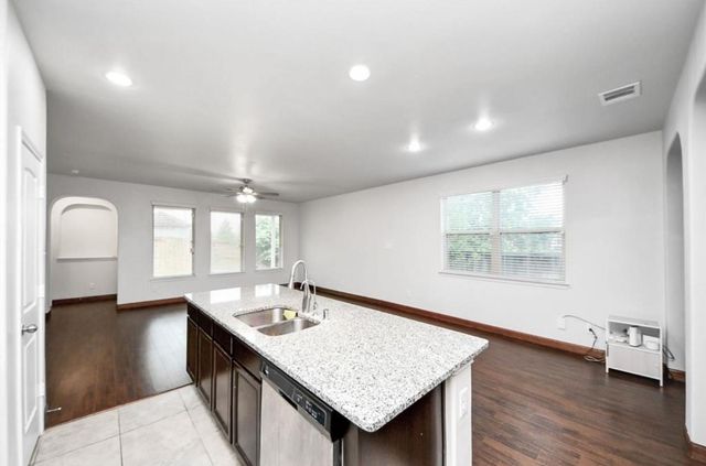 17031 Iver Ironwood Trail, Richmond, TX 77407