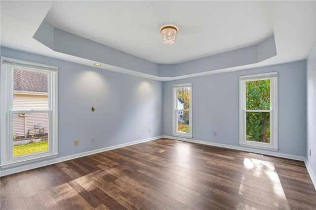 212 Shannon Drive, Woodstock, GA 30188