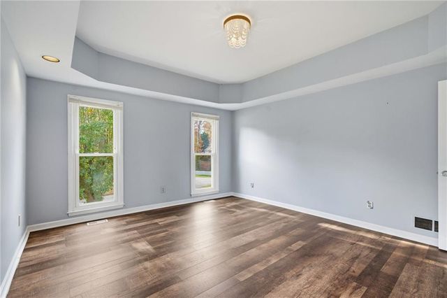 212 Shannon Drive, Woodstock, GA 30188