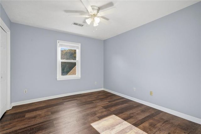 212 Shannon Drive, Woodstock, GA 30188