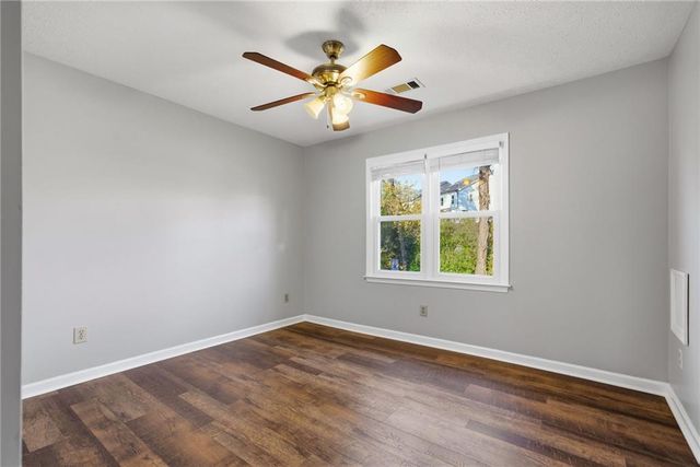 212 Shannon Drive, Woodstock, GA 30188