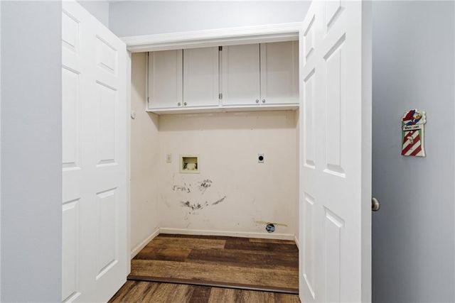 212 Shannon Drive, Woodstock, GA 30188