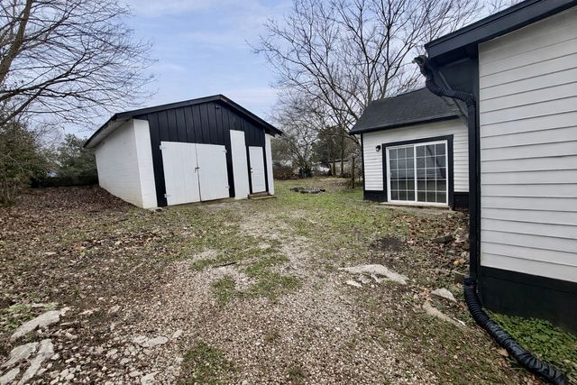 1117 S Glade St, S, Columbia, TN 38401