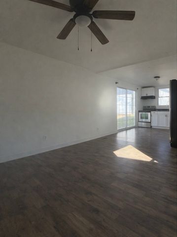 1117 S Glade St, S, Columbia, TN 38401