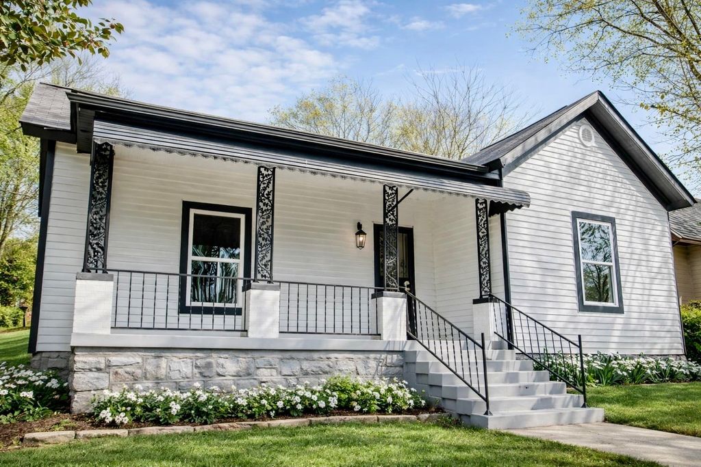 1117 S Glade St, S, Columbia, TN 38401