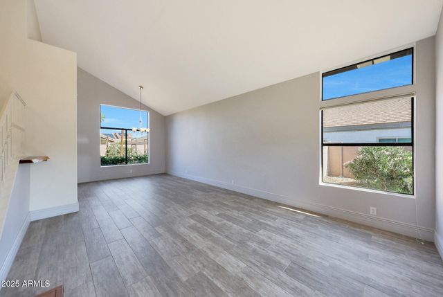 2126 E Escuda Road, Phoenix, AZ 85024