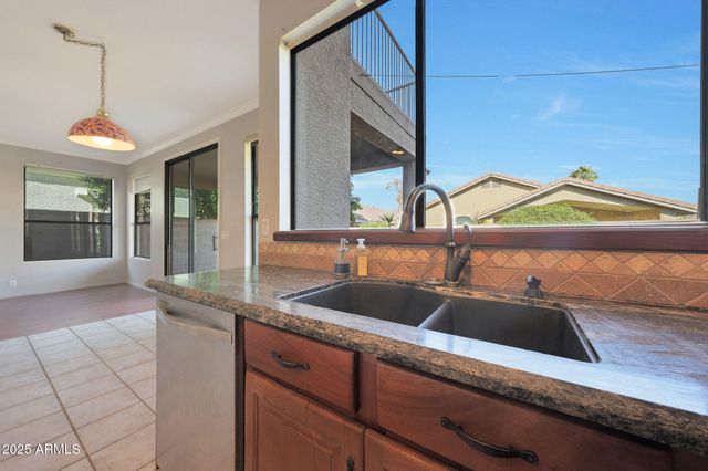 2126 E Escuda Road, Phoenix, AZ 85024