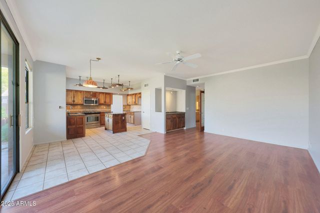 2126 E Escuda Road, Phoenix, AZ 85024