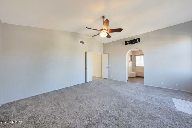 2126 E Escuda Road, Phoenix, AZ 85024