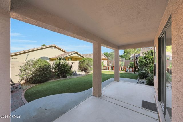 2126 E Escuda Road, Phoenix, AZ 85024