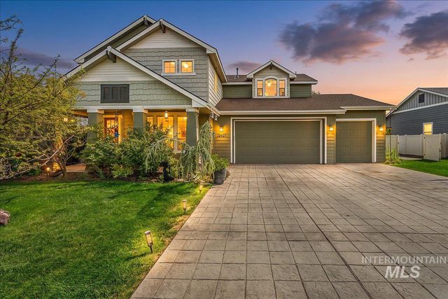 12621 S Carriage Hill Way, Nampa, ID 83686