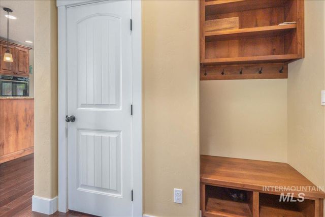 12621 S Carriage Hill Way, Nampa, ID 83686