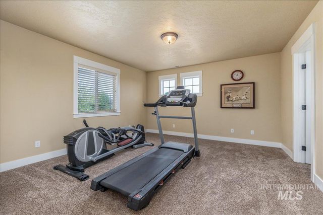 12621 S Carriage Hill Way, Nampa, ID 83686