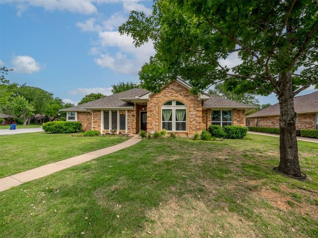 2516 Pepper Tree Circle, Mckinney, TX 75072