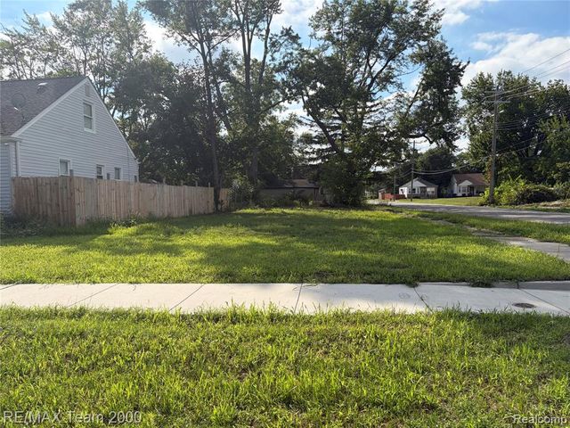 8107 Artesian Street, Detroit, MI 48228