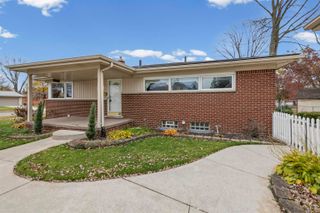 22548 Spitzley Street, Clinton Township, MI 48035