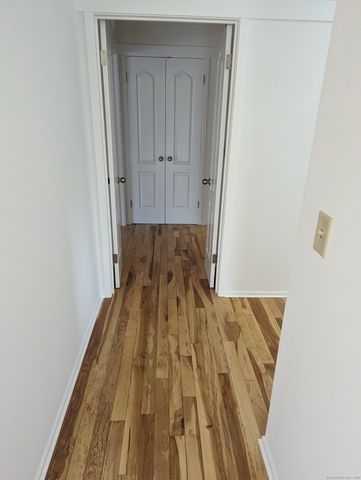 953 Heritage Village A, Southbury, CT 06488