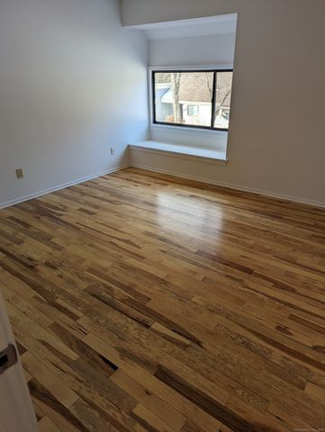 953 Heritage Village A, Southbury, CT 06488