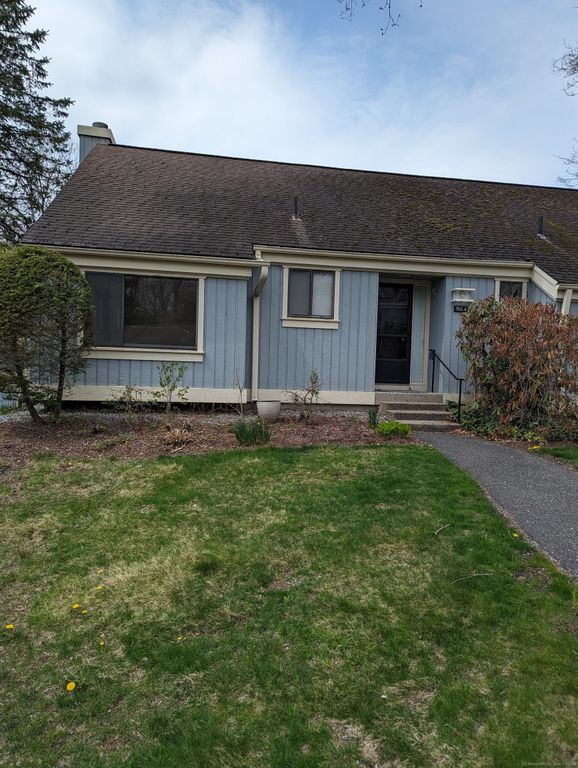 953 Heritage Village A, Southbury, CT 06488