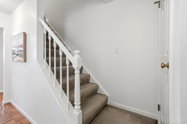 4827 Old Irwin Simpson Road, Deerfield Twp., OH 45040