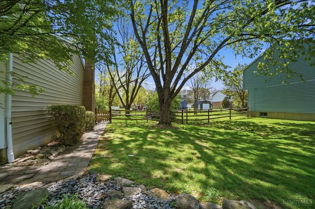 4827 Old Irwin Simpson Road, Deerfield Twp., OH 45040