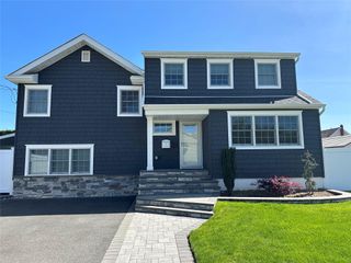3 N Utica Avenue, Massapequa, NY 11758