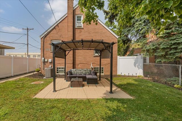 4031 Park Avenue, Brookfield, IL 60513