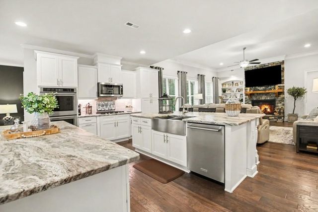 22 VINERY Court, Sharpsburg, GA 30277