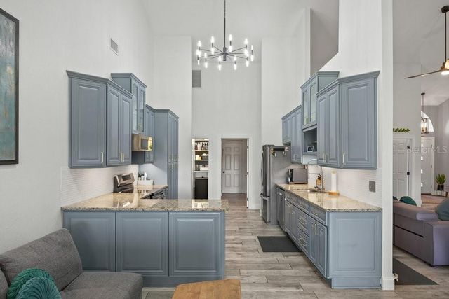 1948 SPRUCE CREEK LANDING, Port Orange, FL 32128