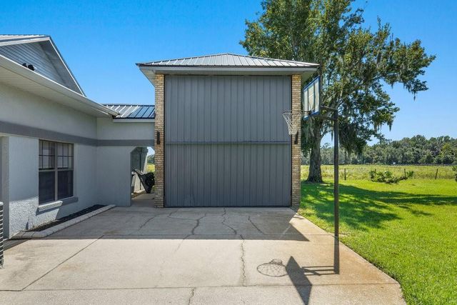 1948 SPRUCE CREEK LANDING, Port Orange, FL 32128