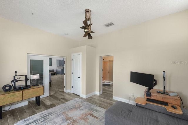 1948 SPRUCE CREEK LANDING, Port Orange, FL 32128