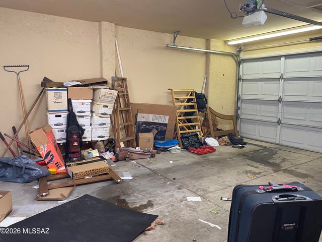 2771 W Calle De Dalias, Tucson, AZ 85745