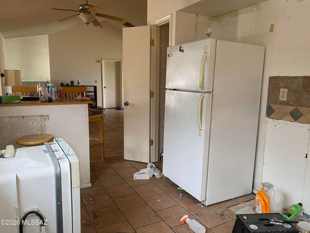 2771 W Calle De Dalias, Tucson, AZ 85745