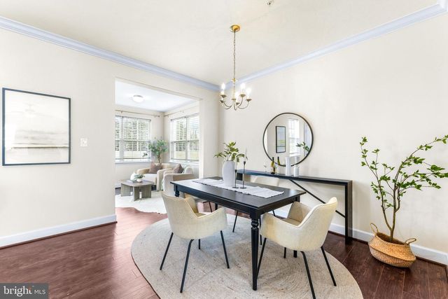 64 HOLSTEIN DR, Hanover, PA 17331