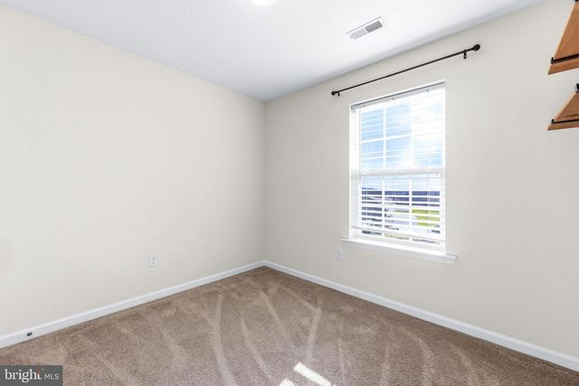 64 HOLSTEIN DR, Hanover, PA 17331