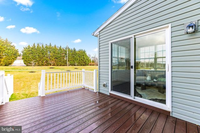 64 HOLSTEIN DR, Hanover, PA 17331