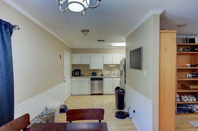 3217 Thunderbird Lane, Bossier City, LA 71112