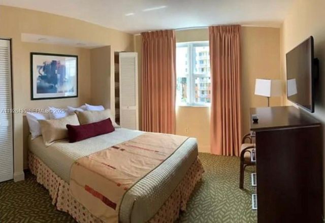 16690 Blatt Blvd B, Weston, FL 33326