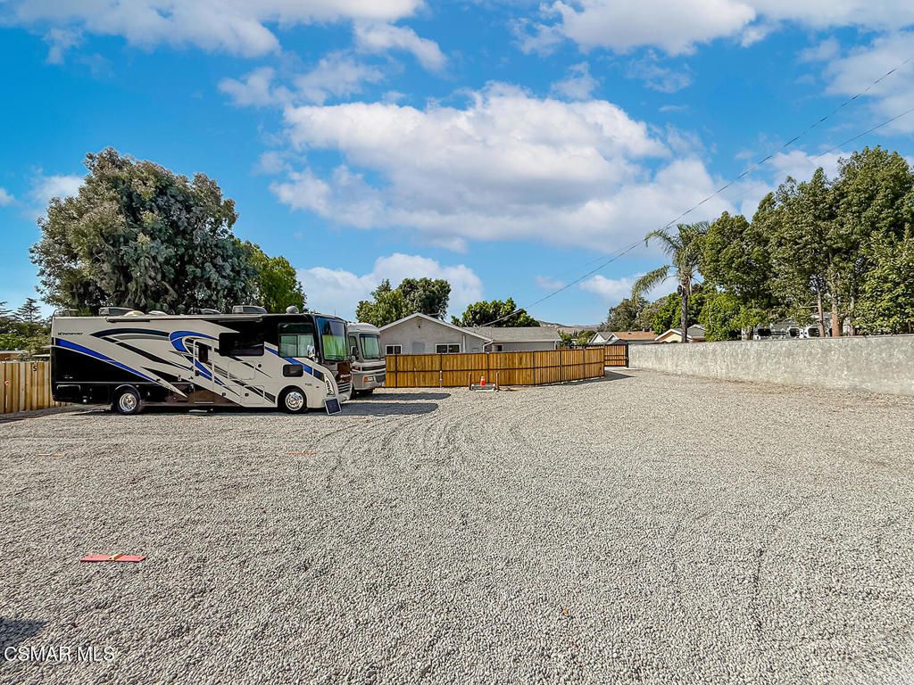 Image 10 of property listing at 4606 Adam Road, Simi Valley, CA 93063