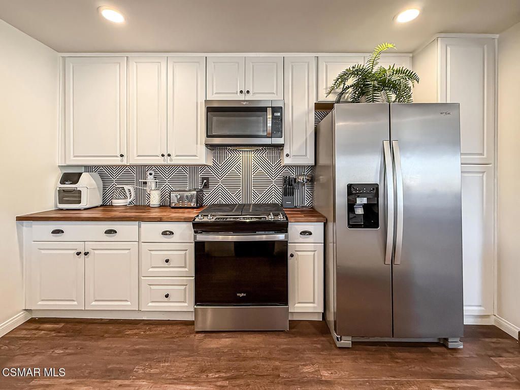 Image 23 of property listing at 4606 Adam Road, Simi Valley, CA 93063