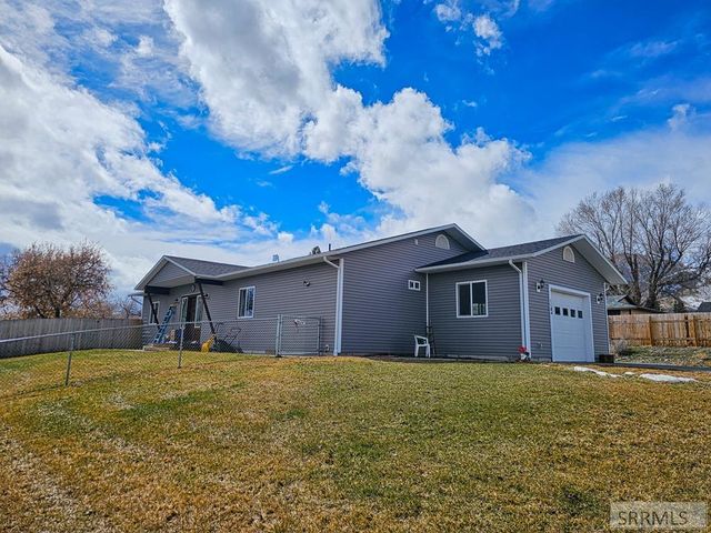 1104 Taft Avenue, Salmon, ID 83467