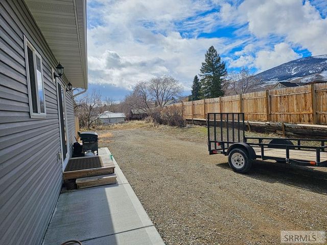 1104 Taft Avenue, Salmon, ID 83467